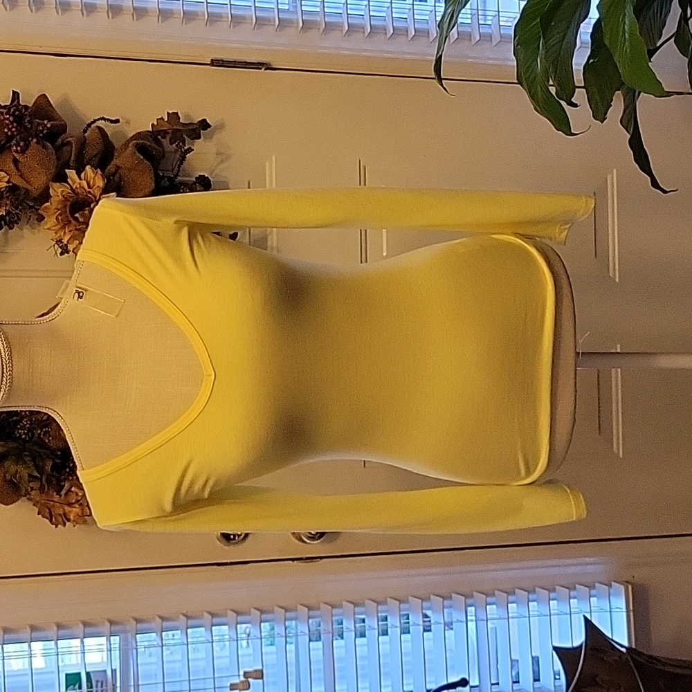 Ya Los Angeles yellow V neck long sleeve pullover top cotton rayon Small New…